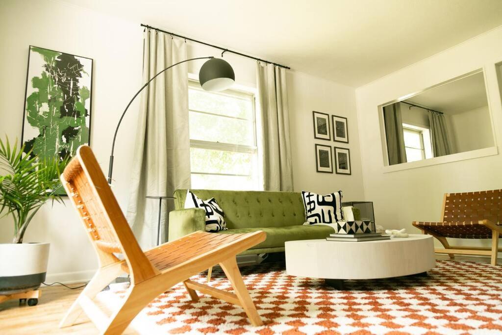 The Willa On 7Th, Located In Downtown Bentonville! Buitenkant foto
