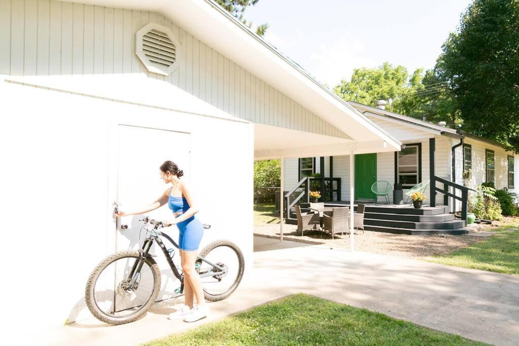 The Willa On 7Th, Located In Downtown Bentonville! Buitenkant foto